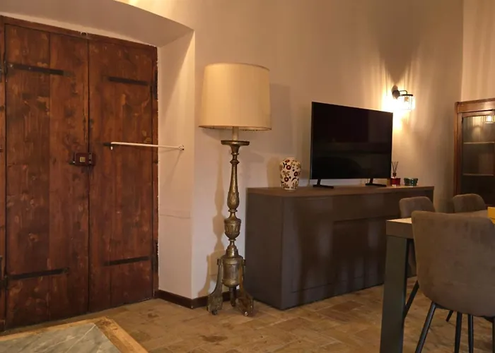 The Pendulum Daire *